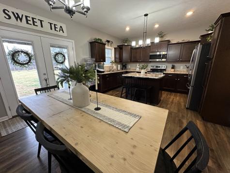 1028 Mount Vernon Road Bethpage TN 37022