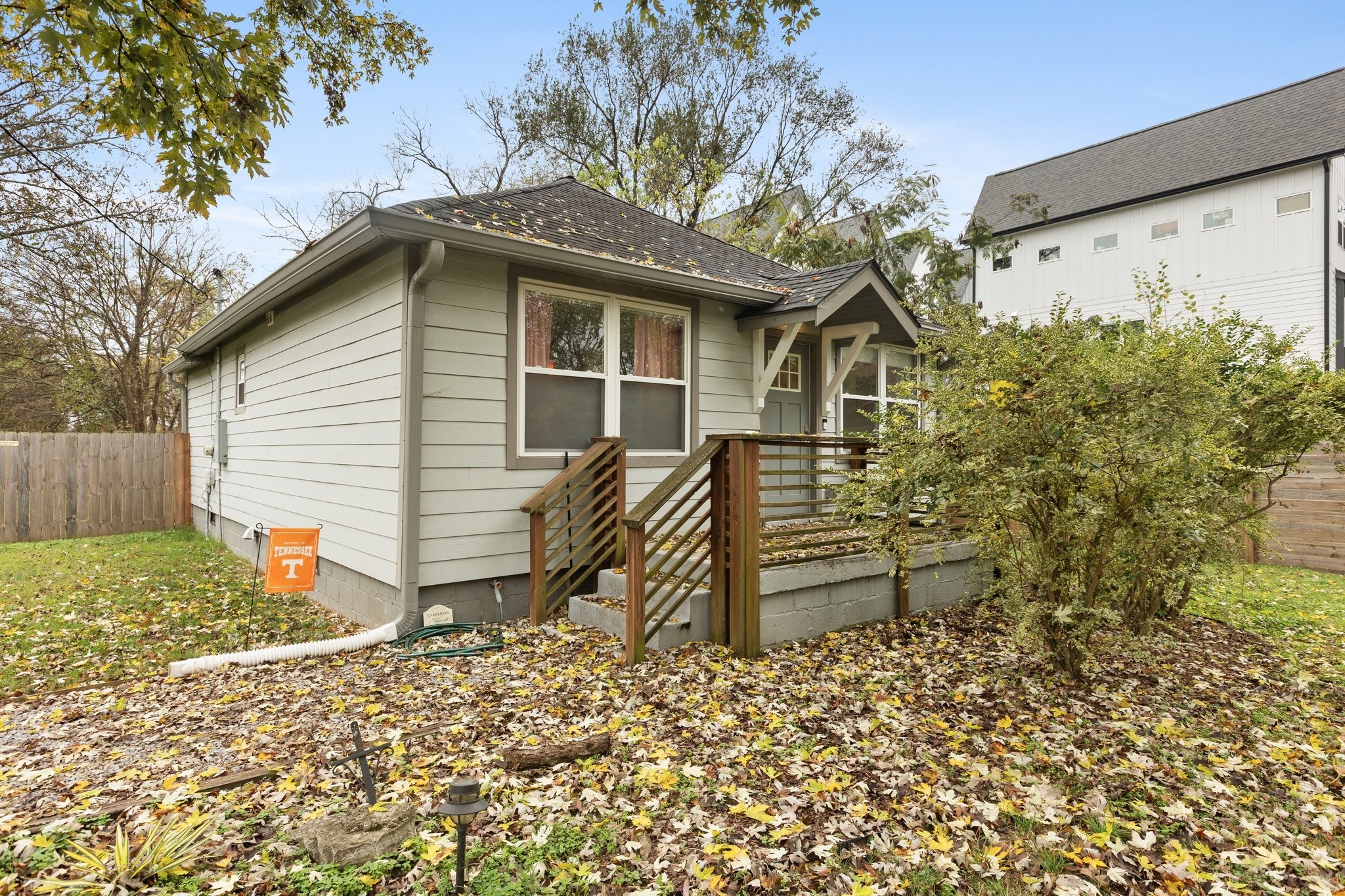 870 W Sharpe Avenue Nashville TN 37206