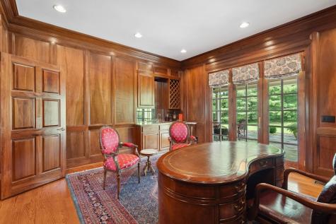 1633 Lewisburg Pike Franklin TN 37064