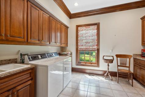 1633 Lewisburg Pike Franklin TN 37064