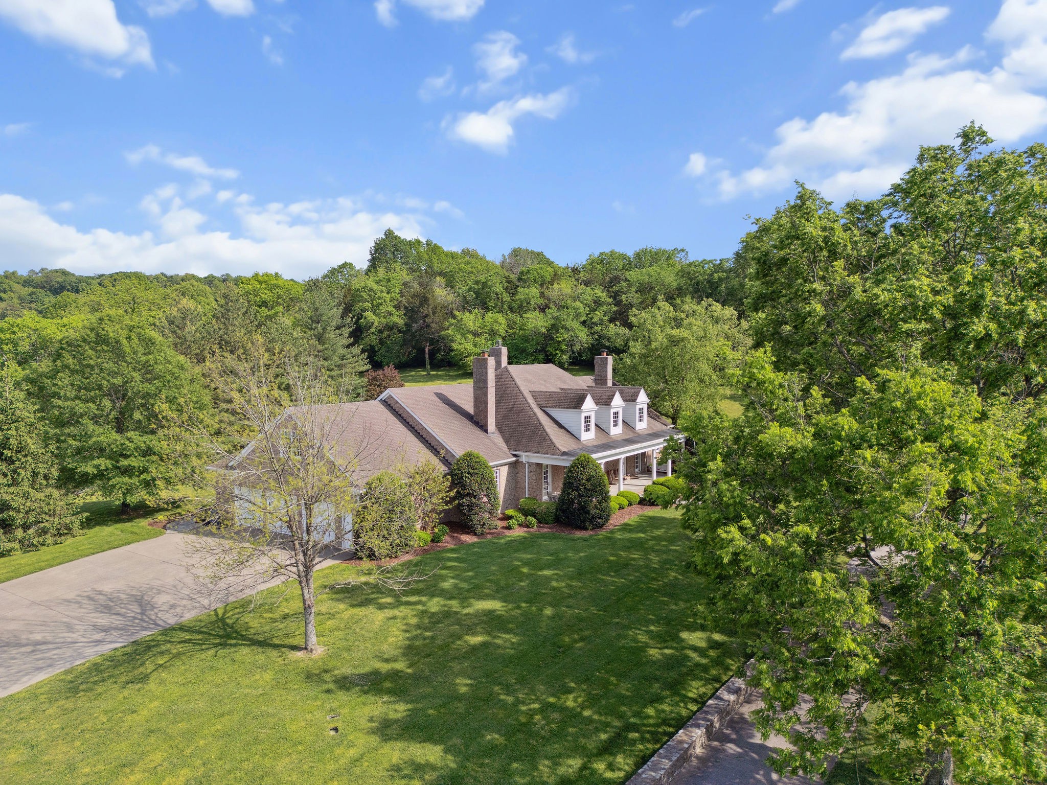 1633 Lewisburg Pike Franklin TN 37064