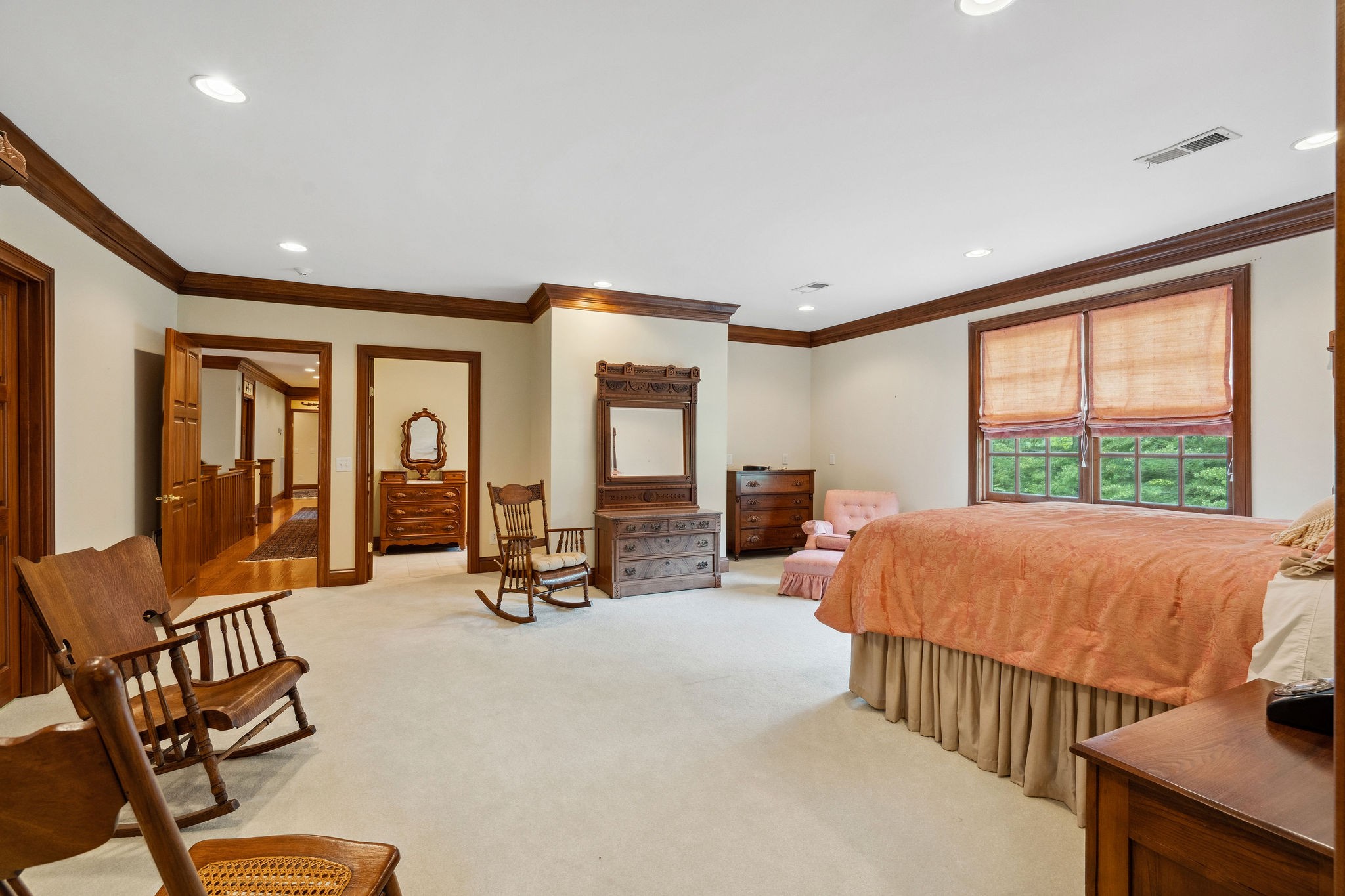 1633 Lewisburg Pike Franklin TN 37064