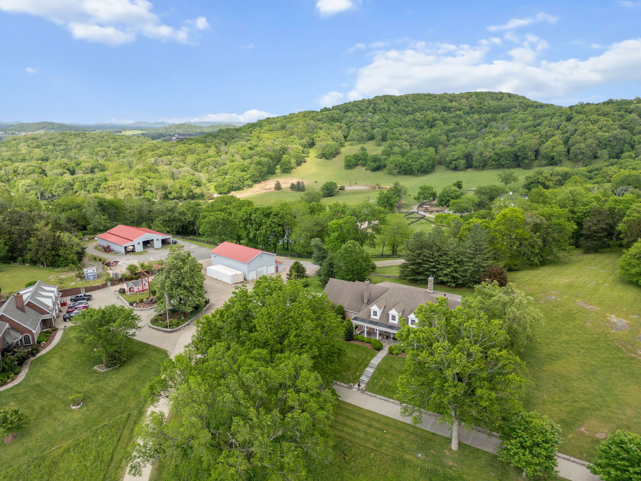 1633 Lewisburg Pike Franklin TN 37064