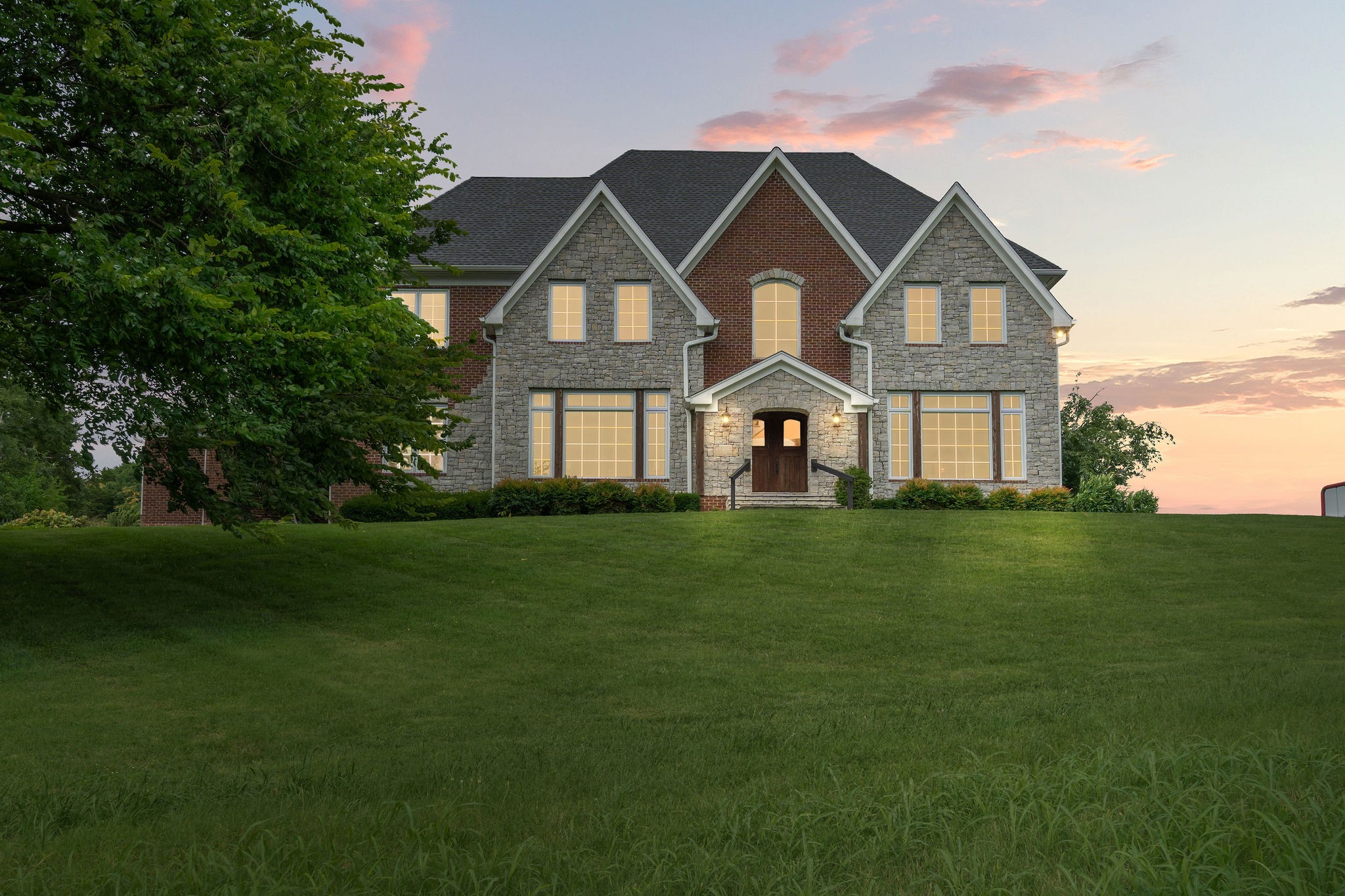 1633 Lewisburg Pike Franklin TN 37064