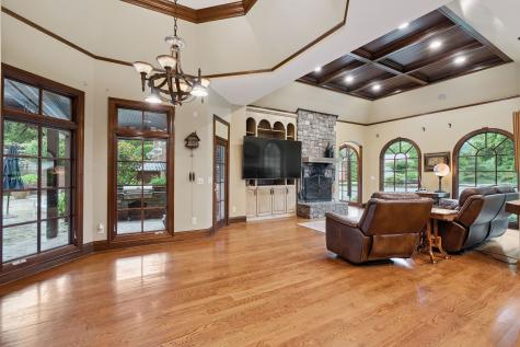 1633 Lewisburg Pike Franklin TN 37064