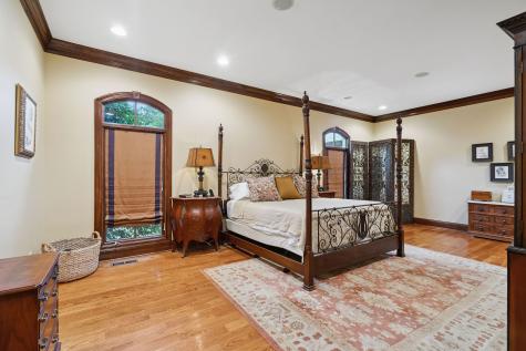 1633 Lewisburg Pike Franklin TN 37064