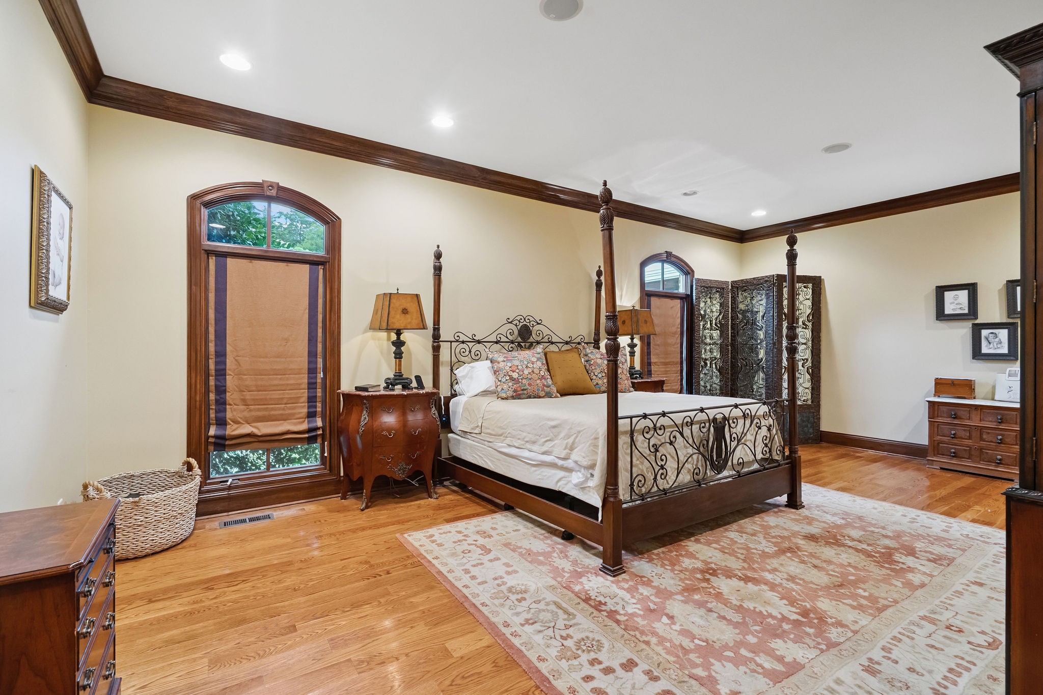 1633 Lewisburg Pike Franklin TN 37064