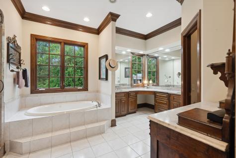 1633 Lewisburg Pike Franklin TN 37064