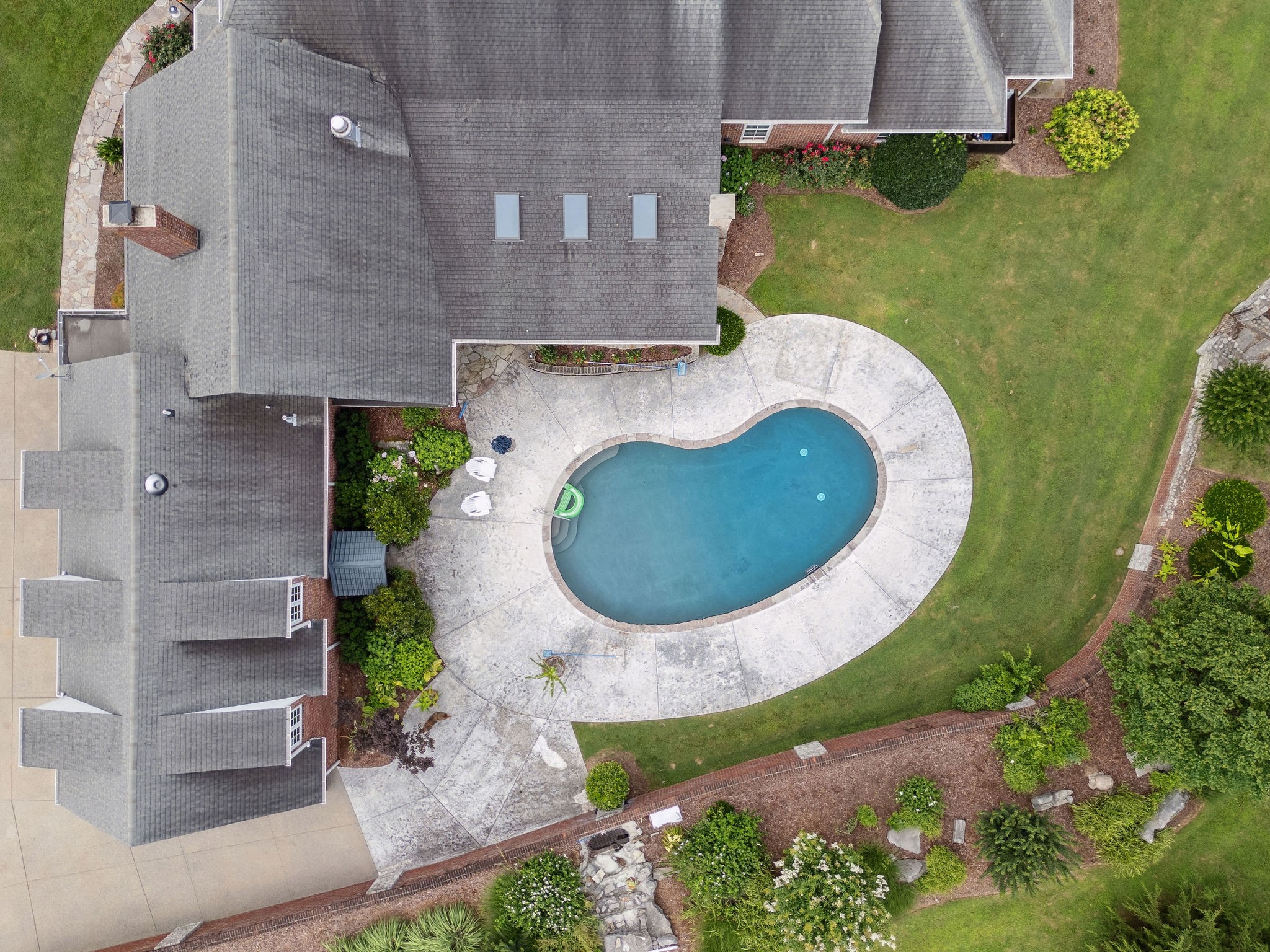 1633 Lewisburg Pike Franklin TN 37064