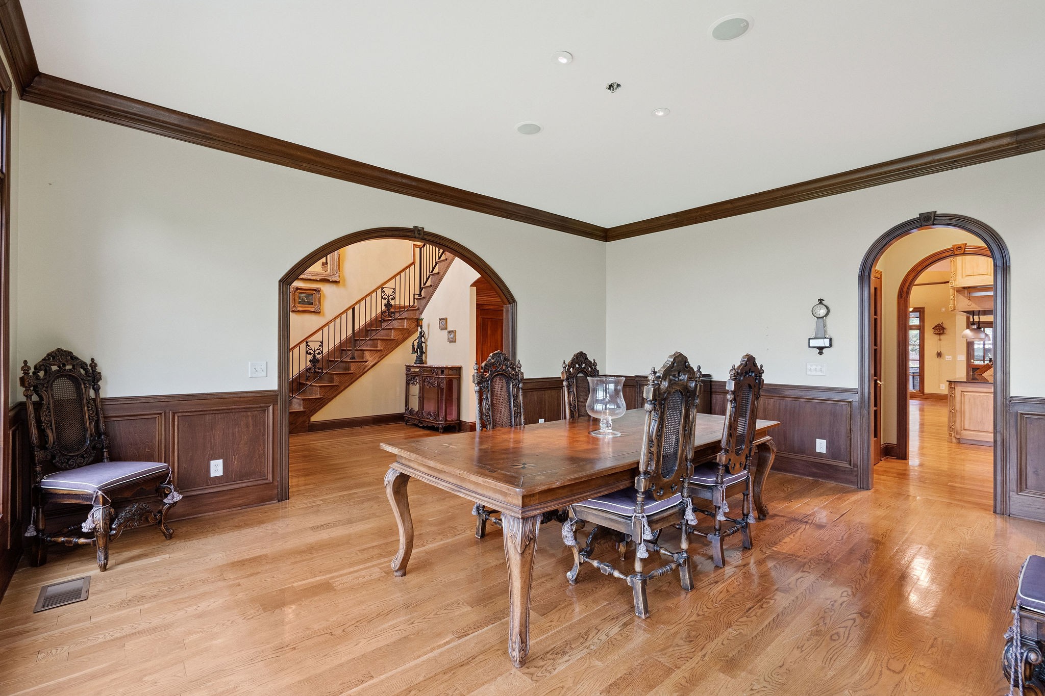 1633 Lewisburg Pike Franklin TN 37064