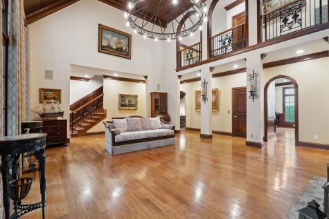 1633 Lewisburg Pike Franklin TN 37064