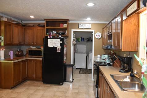 1423 Pack Road White Bluff TN 37187