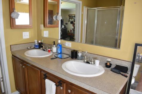 1423 Pack Road White Bluff TN 37187