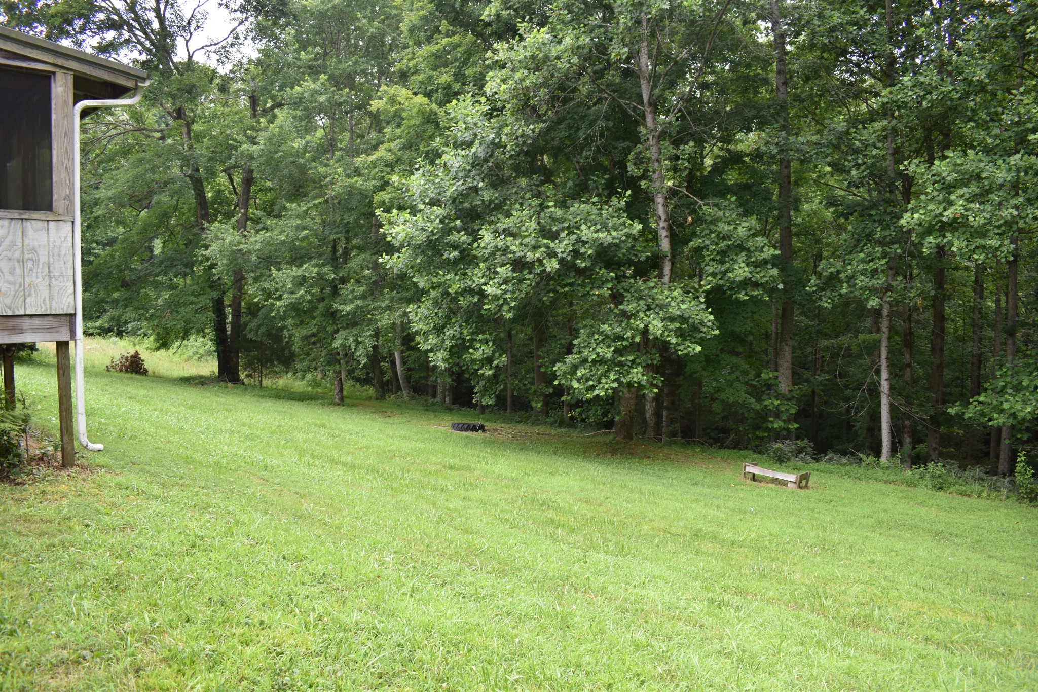 1423 Pack Road White Bluff TN 37187