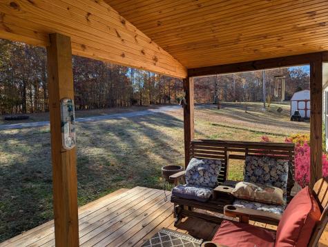 1423 Pack Road White Bluff TN 37187