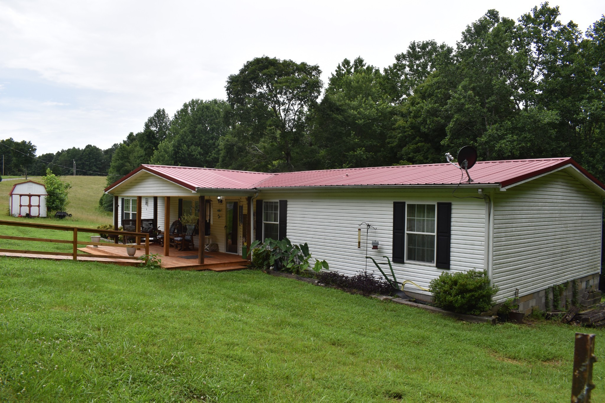 1423 Pack Road White Bluff TN 37187