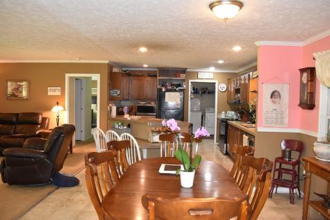 1423 Pack Road White Bluff TN 37187