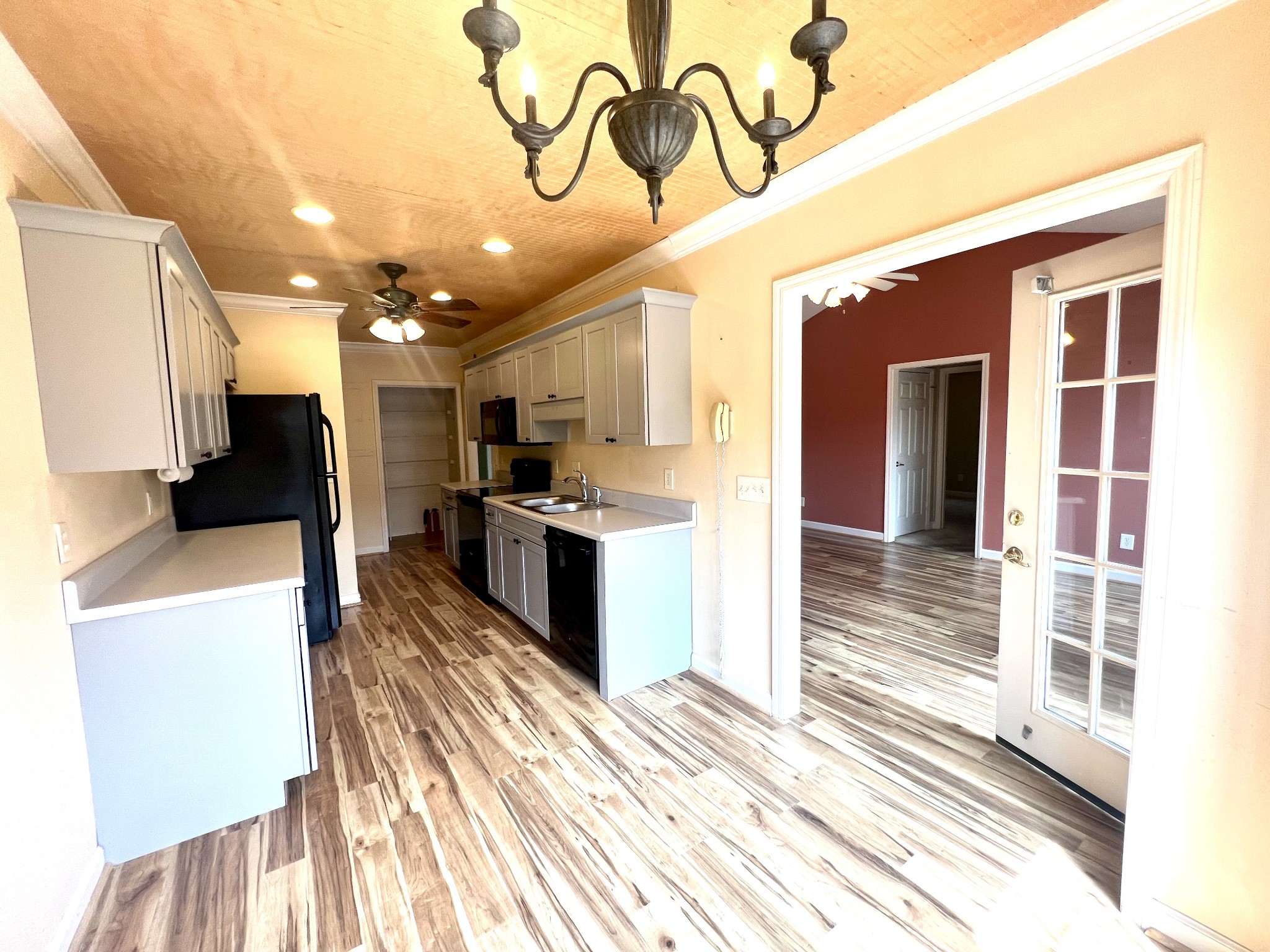 9228 Sawyer Brown Road Nashville TN 37221