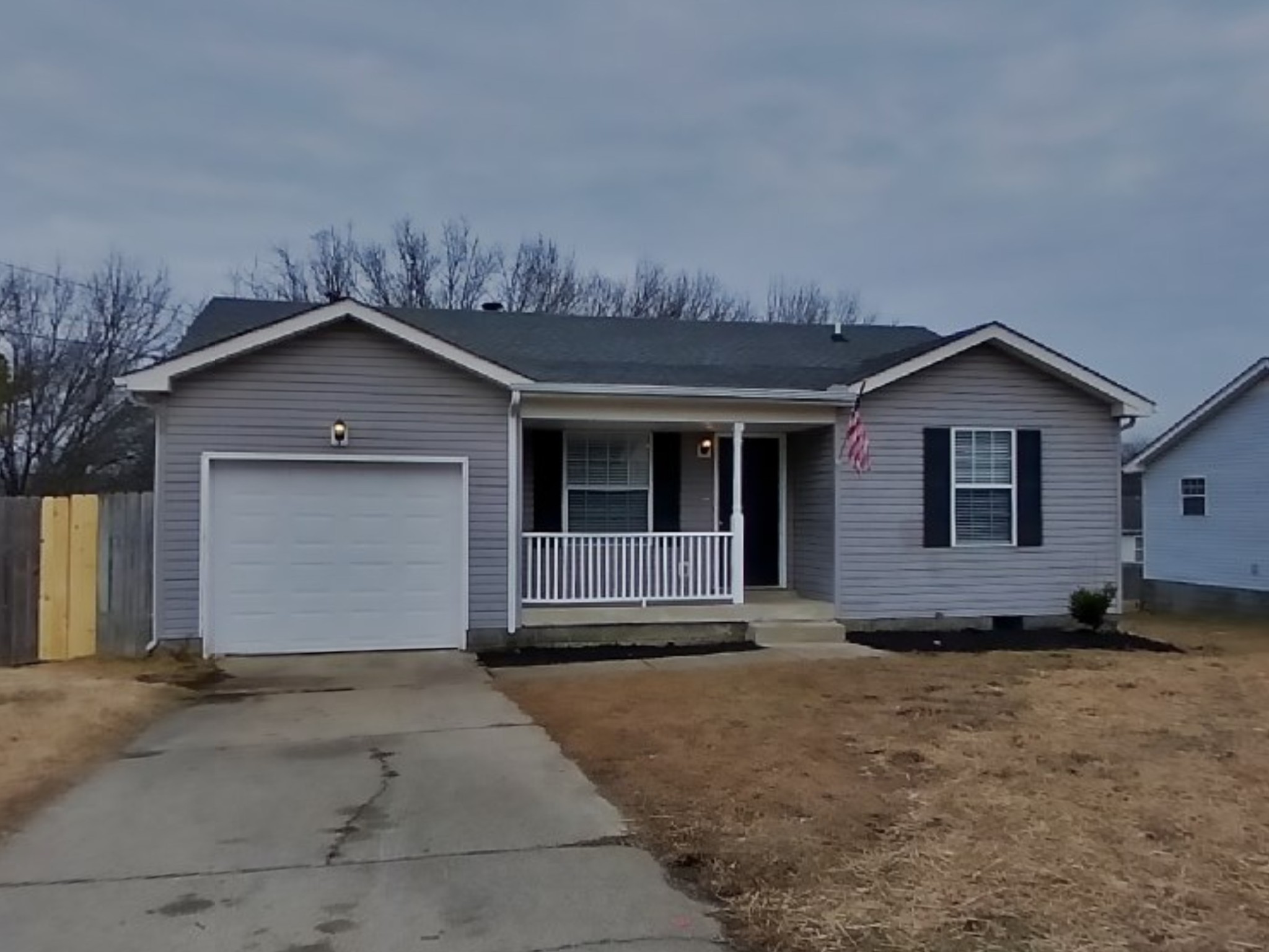 102 Natchez Ct, S La Vergne TN 37086