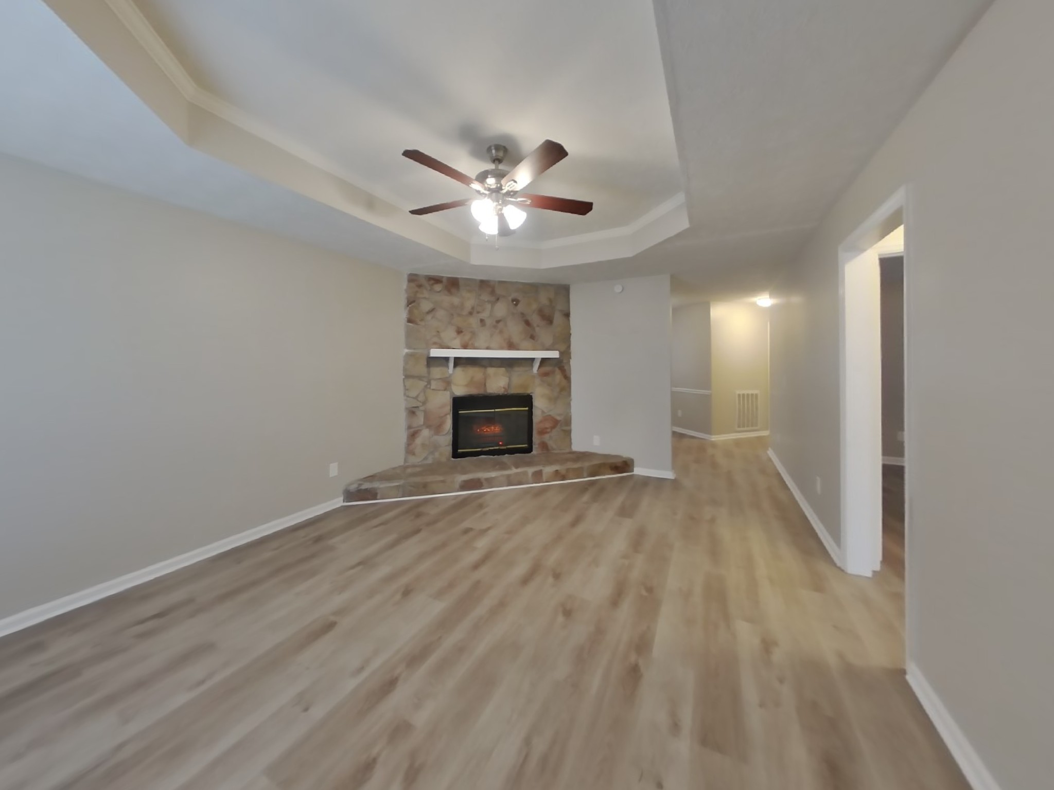 102 Natchez Ct, S La Vergne TN 37086