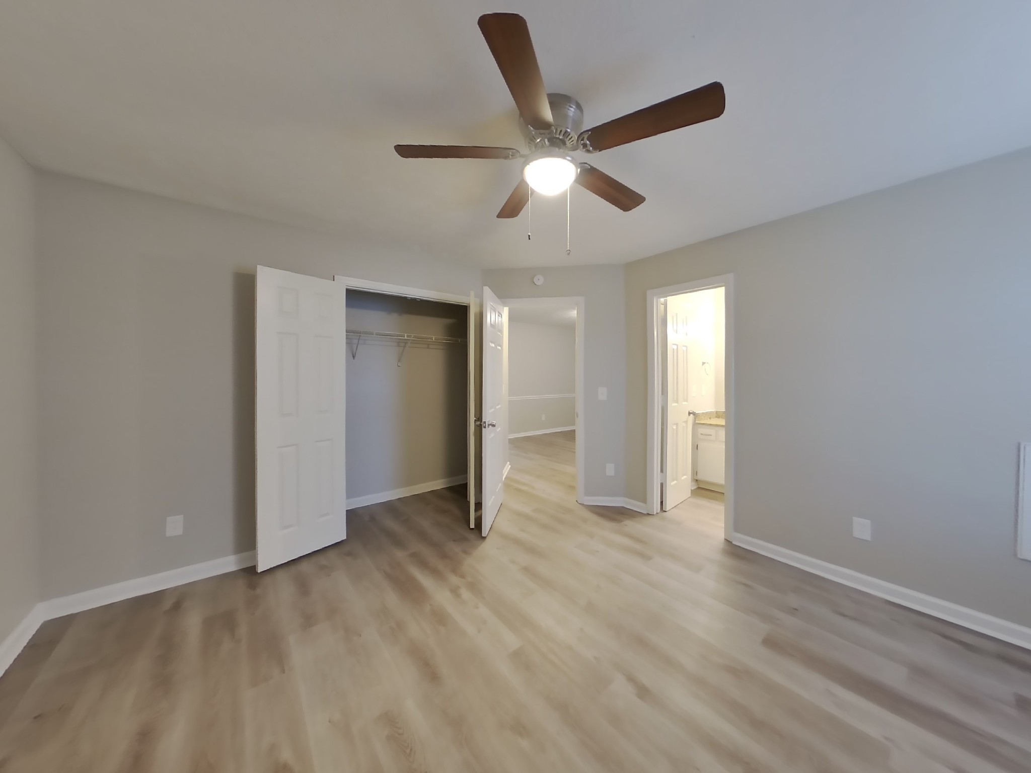 102 Natchez Ct, S La Vergne TN 37086