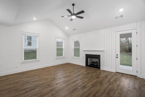 666 Conifer Drive Spring Hill TN 37174
