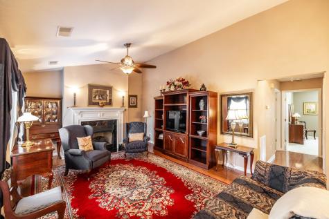 800 Browns Lane Gallatin TN 37066