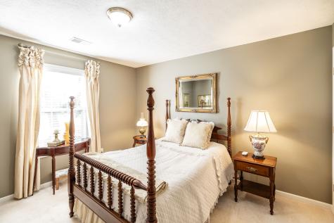 800 Browns Lane Gallatin TN 37066