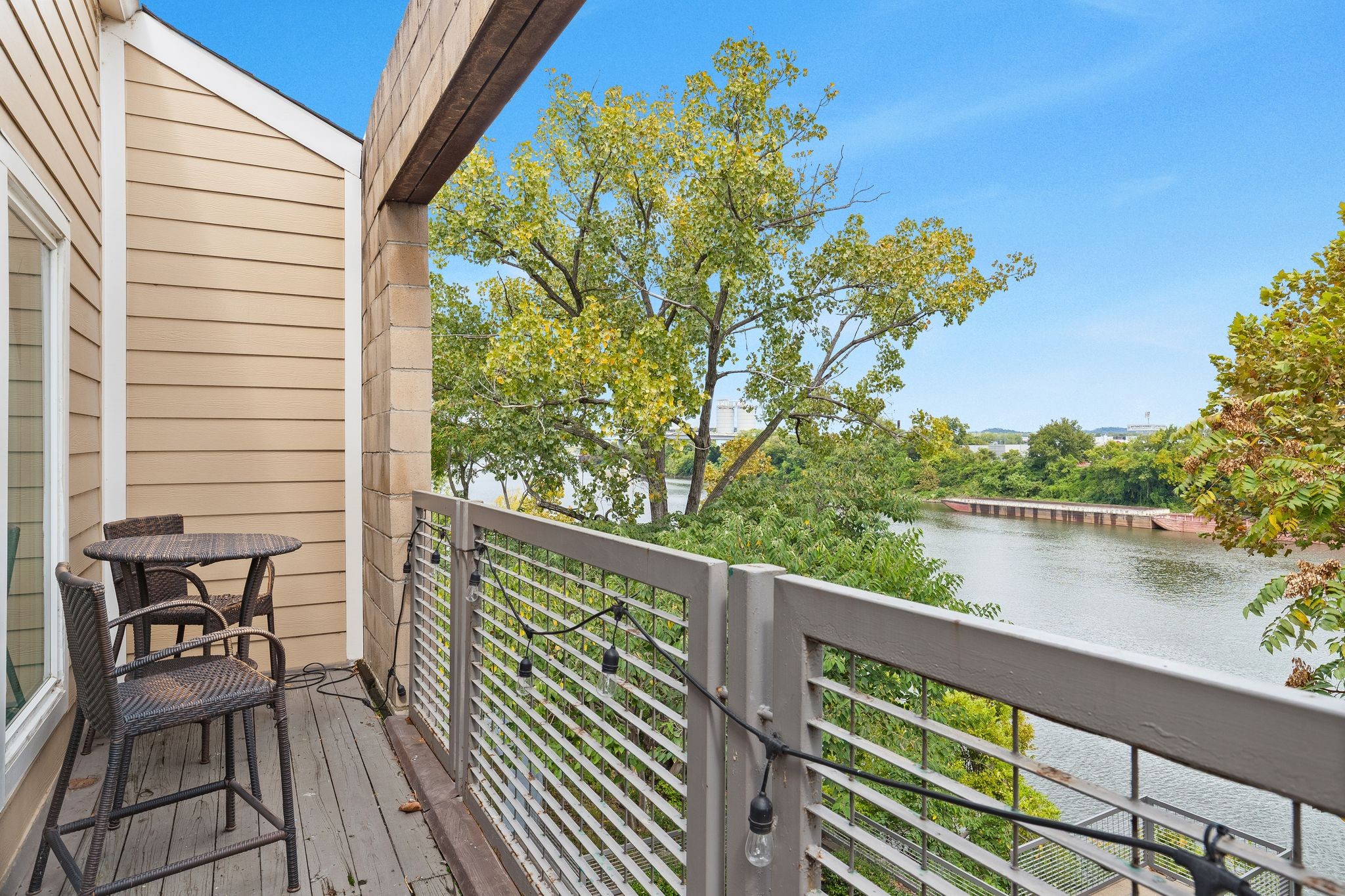 732 1st Ave, N Nashville TN 37201