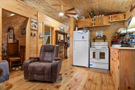 9112 Highway 41 Ringgold GA 30736