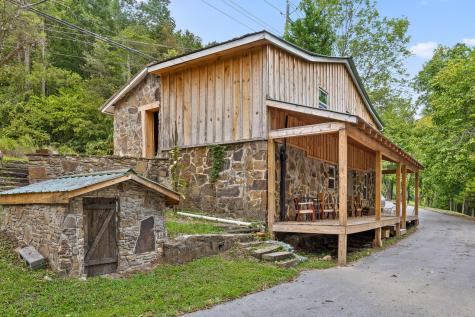 9112 Highway 41 Ringgold GA 30736