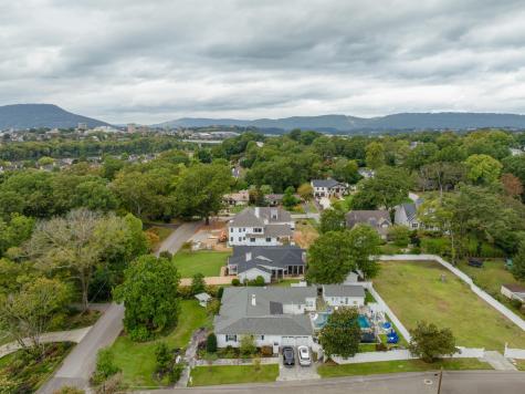1705 Carroll Lane Chattanooga TN 37405