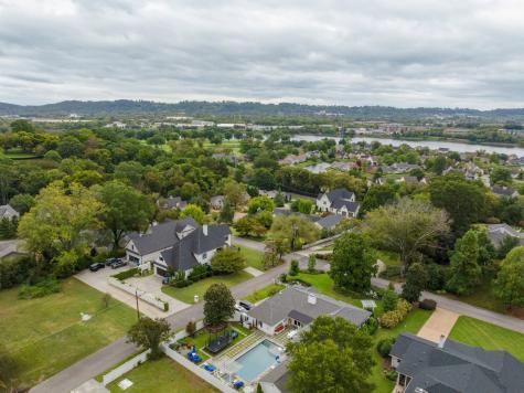 1705 Carroll Lane Chattanooga TN 37405