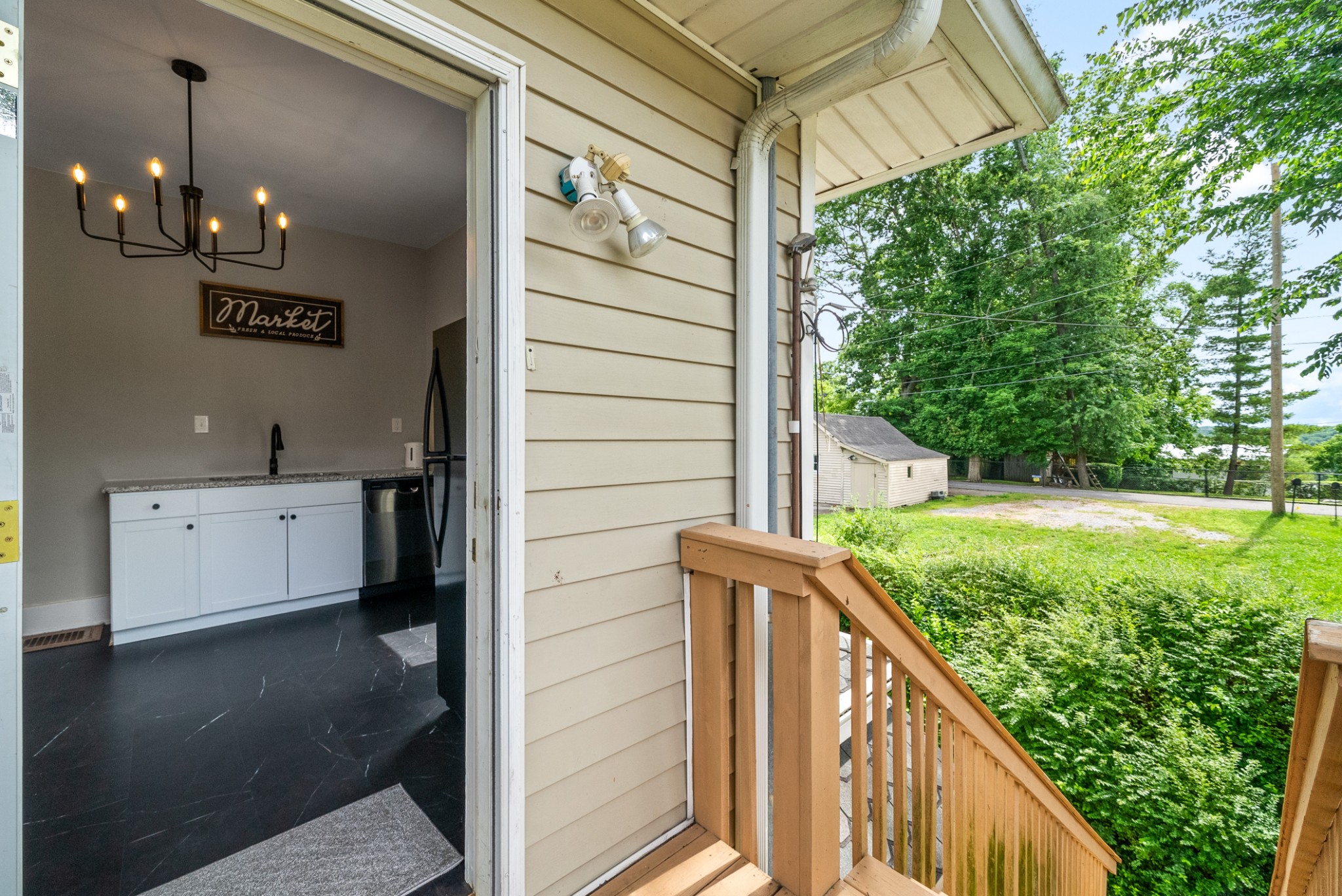 440 N 2nd Street Clarksville TN 37040