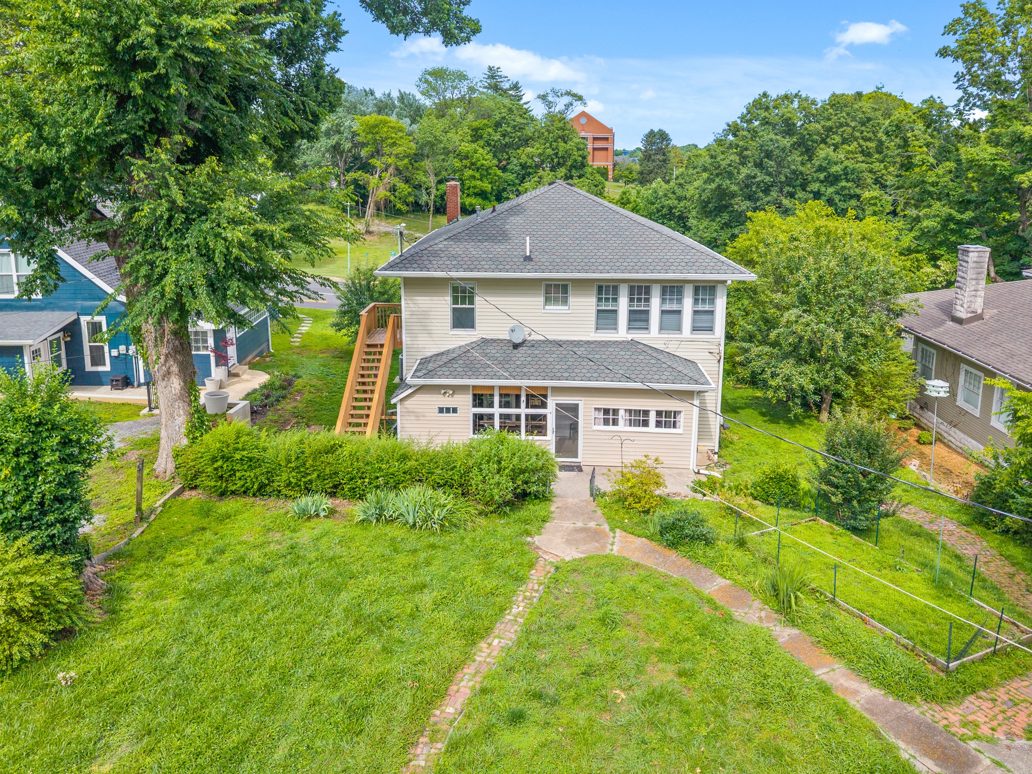 440 N 2nd Street Clarksville TN 37040