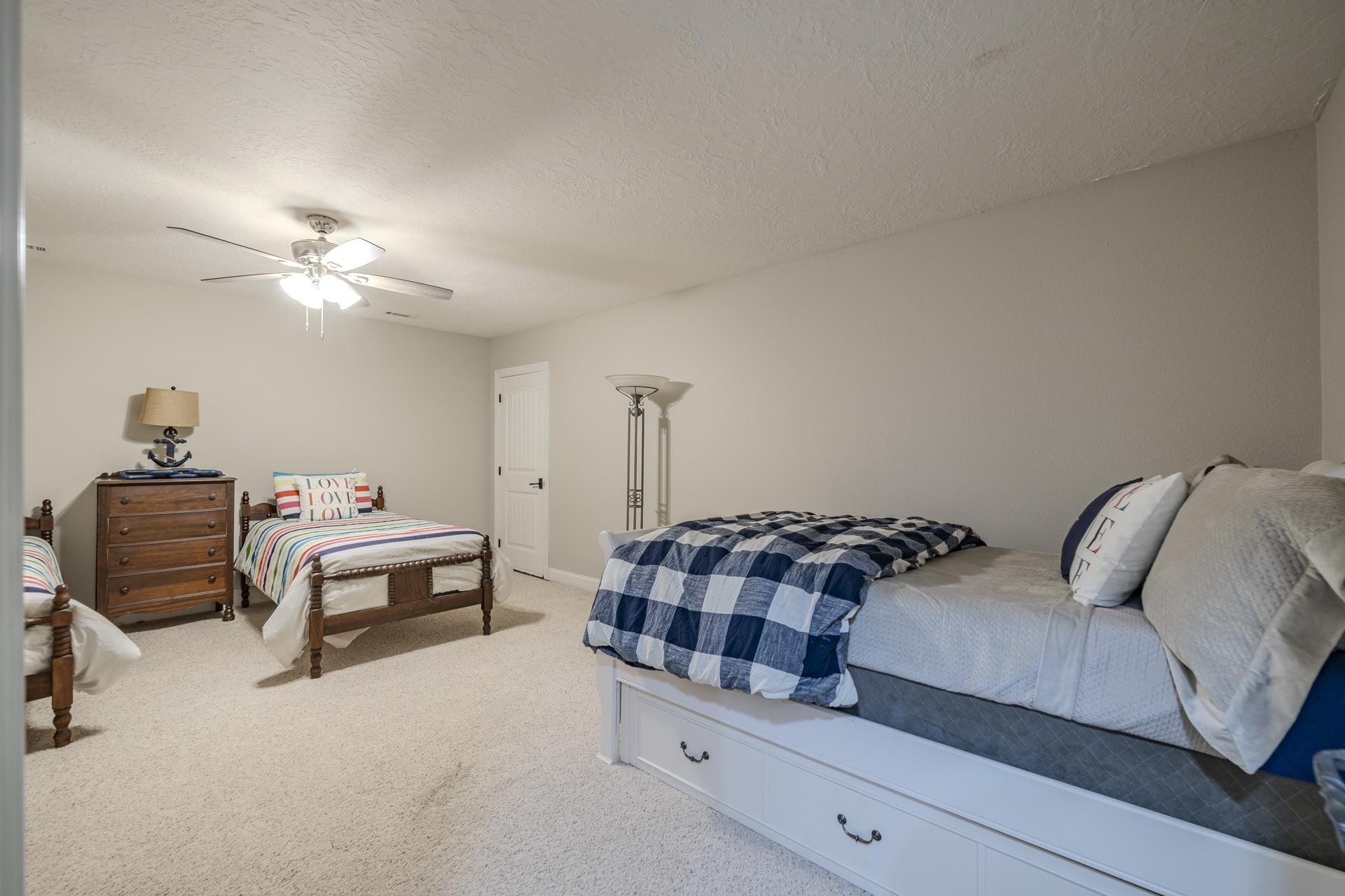 400 Anchor Point Savannah TN 38372