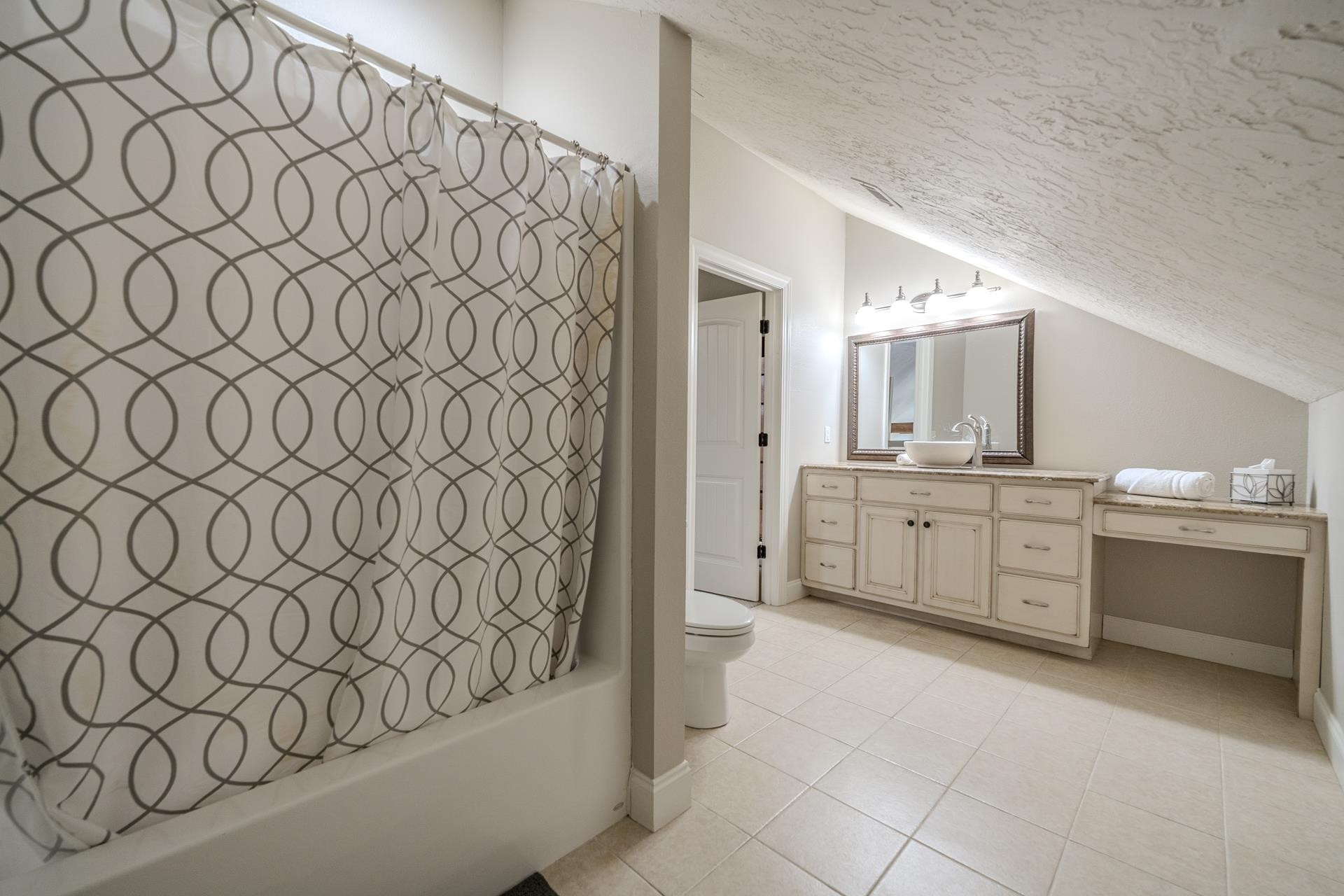 400 Anchor Point Savannah TN 38372