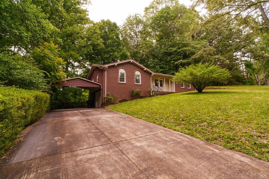 2245 Sharon Avenue Cookeville TN 38501