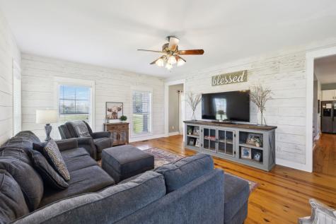 2548 Graham Road Culleoka TN 38451
