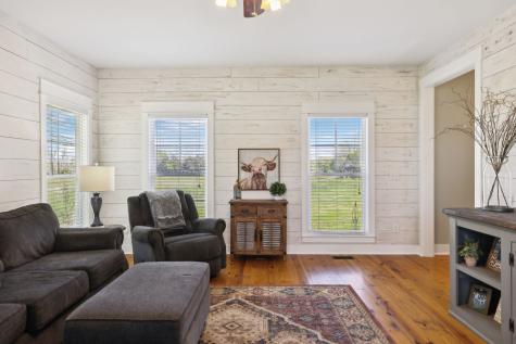 2548 Graham Road Culleoka TN 38451
