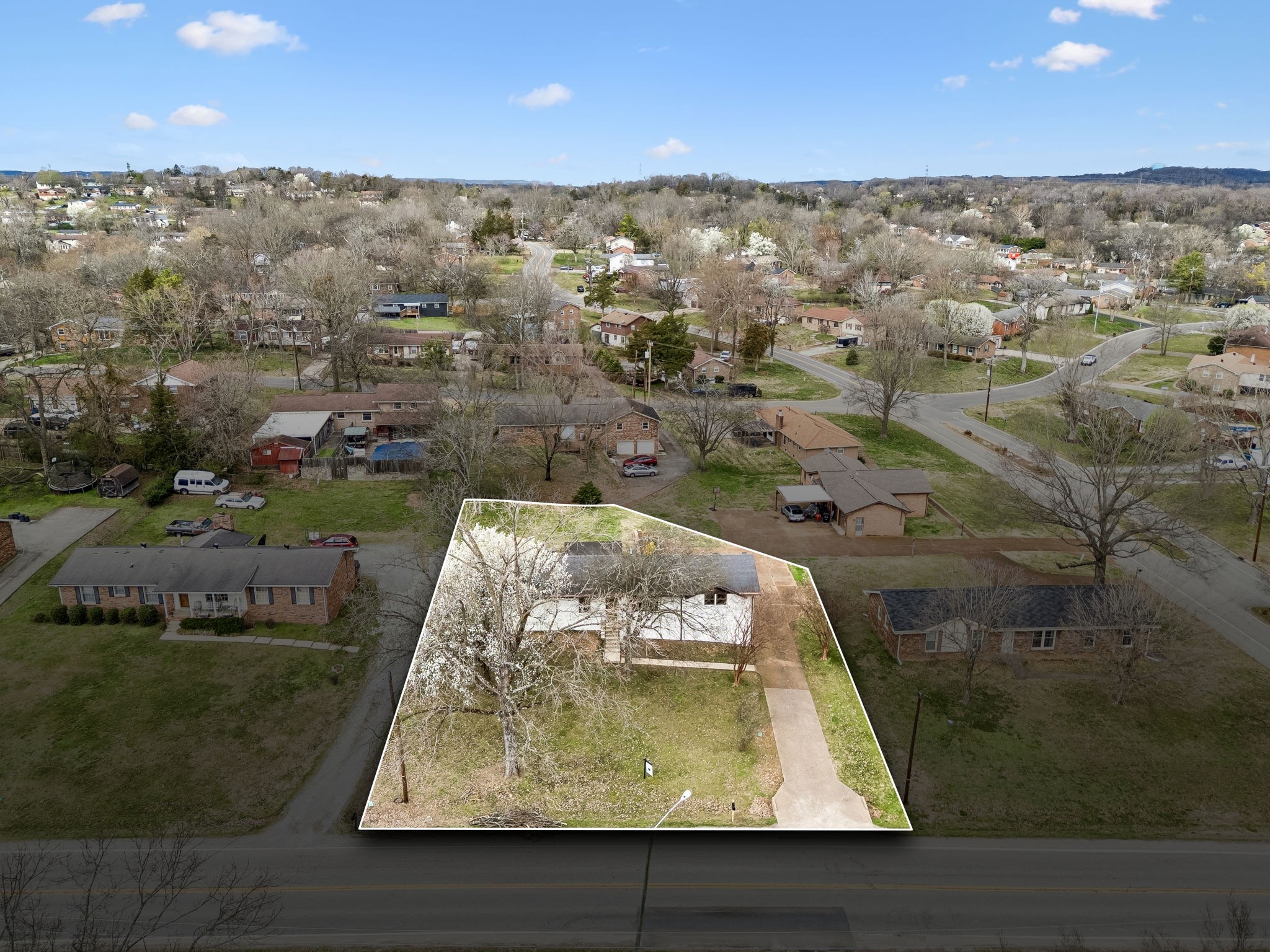 171 New Shackle Island Road Hendersonville TN 37075