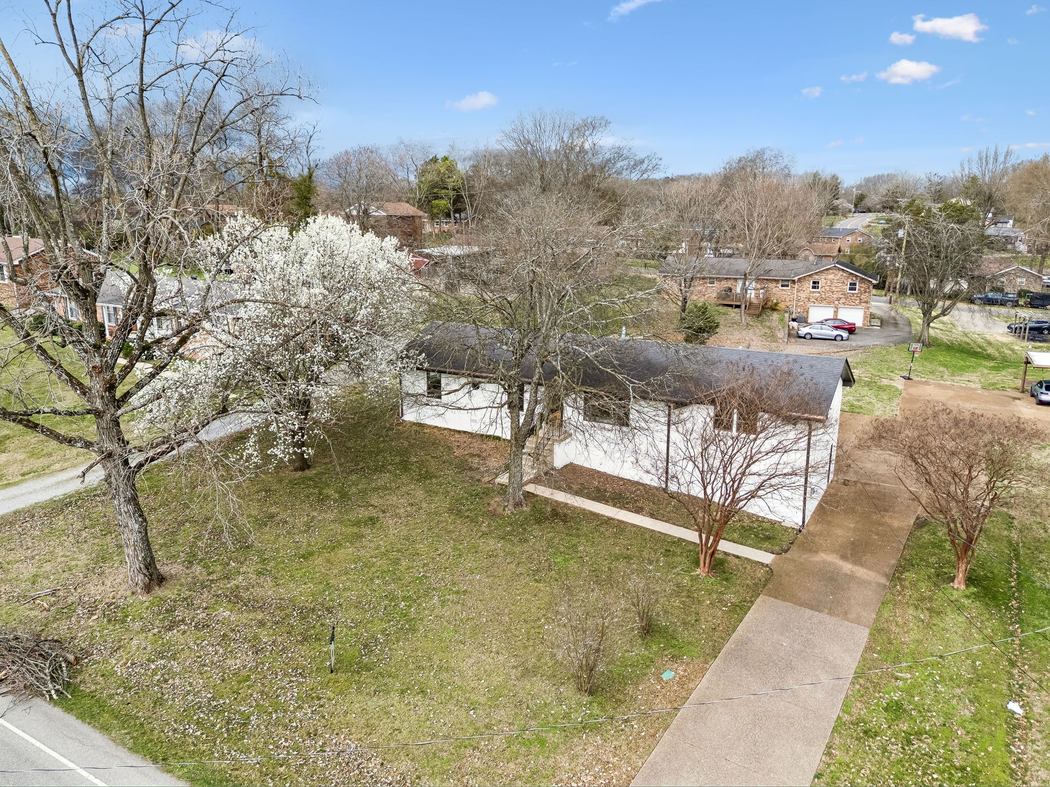 171 New Shackle Island Road Hendersonville TN 37075