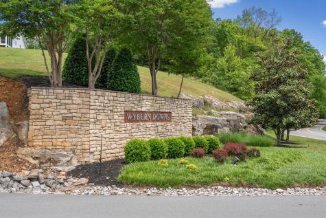 707 Monarchos Bend Burns TN 37029