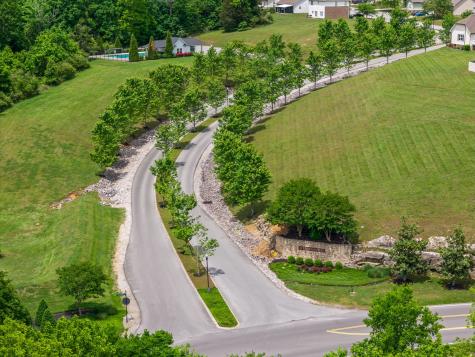 707 Monarchos Bend Burns TN 37029