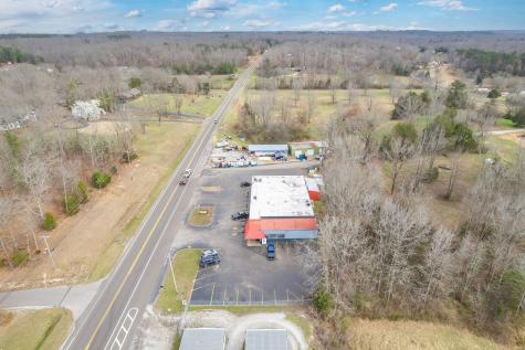 1182 E Main Street Parsons TN 38363