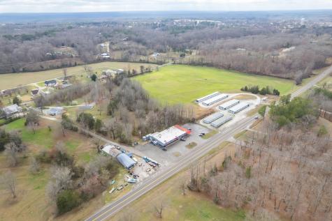 1182 E Main Street Parsons TN 38363