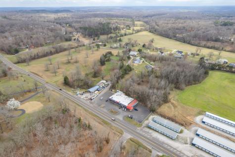 1182 E Main Street Parsons TN 38363