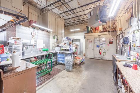 1182 E Main Street Parsons TN 38363