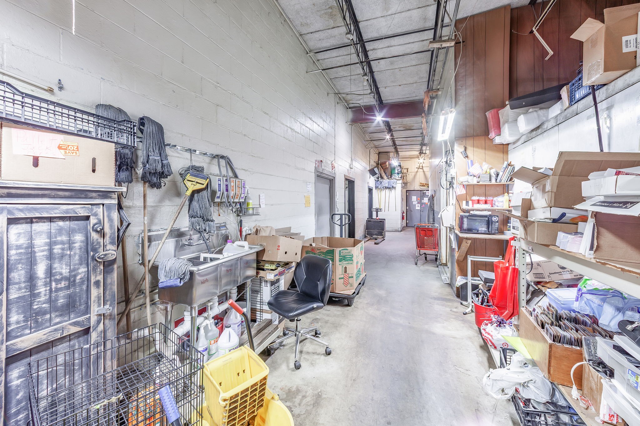 1182 E Main Street Parsons TN 38363