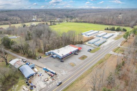 1182 E Main Street Parsons TN 38363